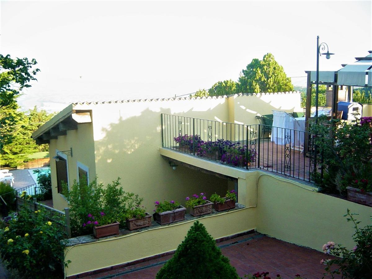 Country House Trevi Umbria Borghetto Vetuliae Santa Maria in Valle Exteriör bild