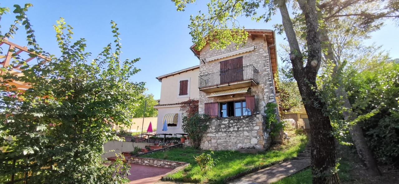 Country House Trevi Umbria Borghetto Vetuliae Santa Maria in Valle Exteriör bild