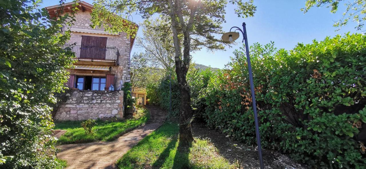Country House Trevi Umbria Borghetto Vetuliae Santa Maria in Valle Exteriör bild