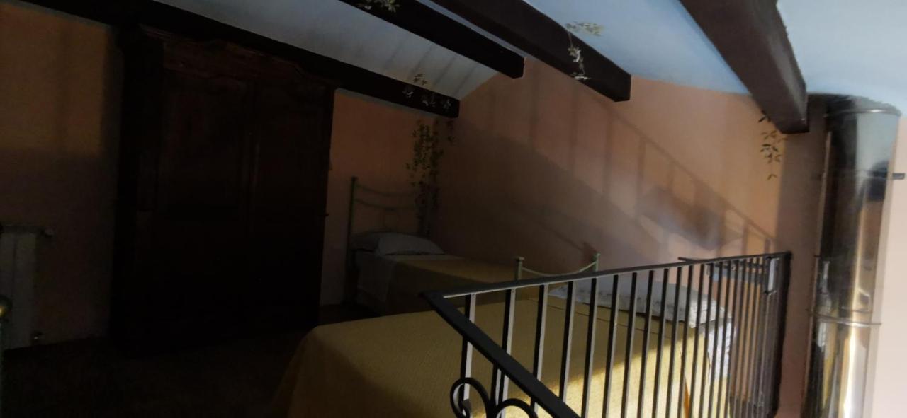 Country House Trevi Umbria Borghetto Vetuliae Santa Maria in Valle Exteriör bild